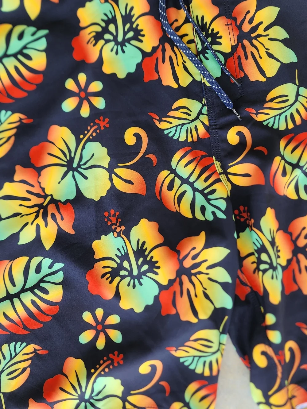 Hurley Navy Tropical Hibiscus Boardshorts - 32